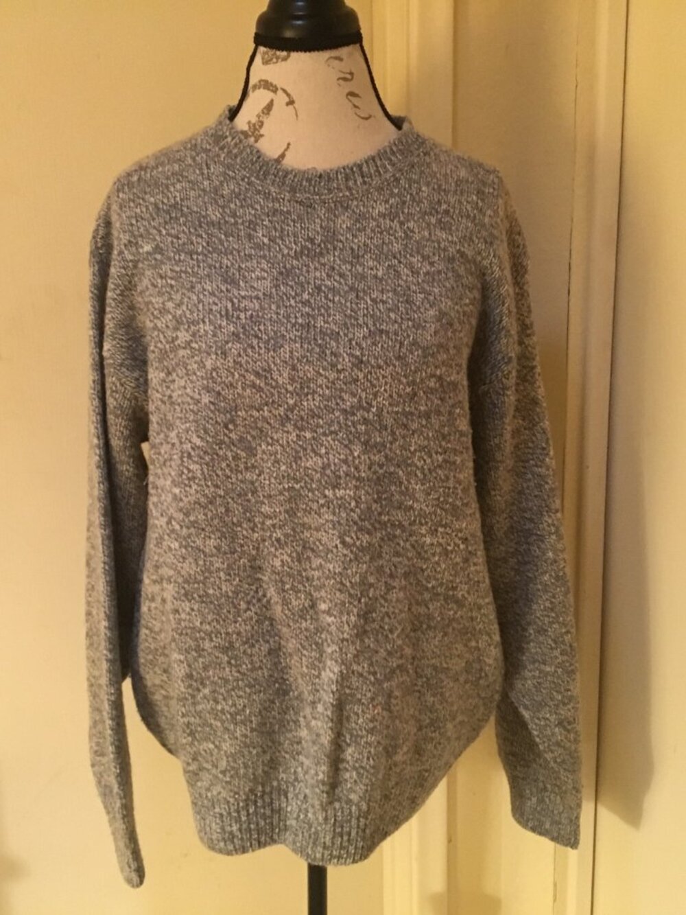 Land's End 85% Wool, 15% Nylon Blue-Gray Fisherman's Sweater, Men's Size Medium